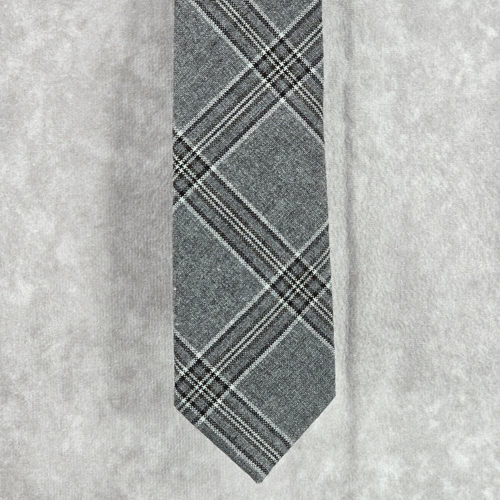 An‎ Original Penguin by Munsingwear Gray Black Stripe Plaid Men's Neck Tie
